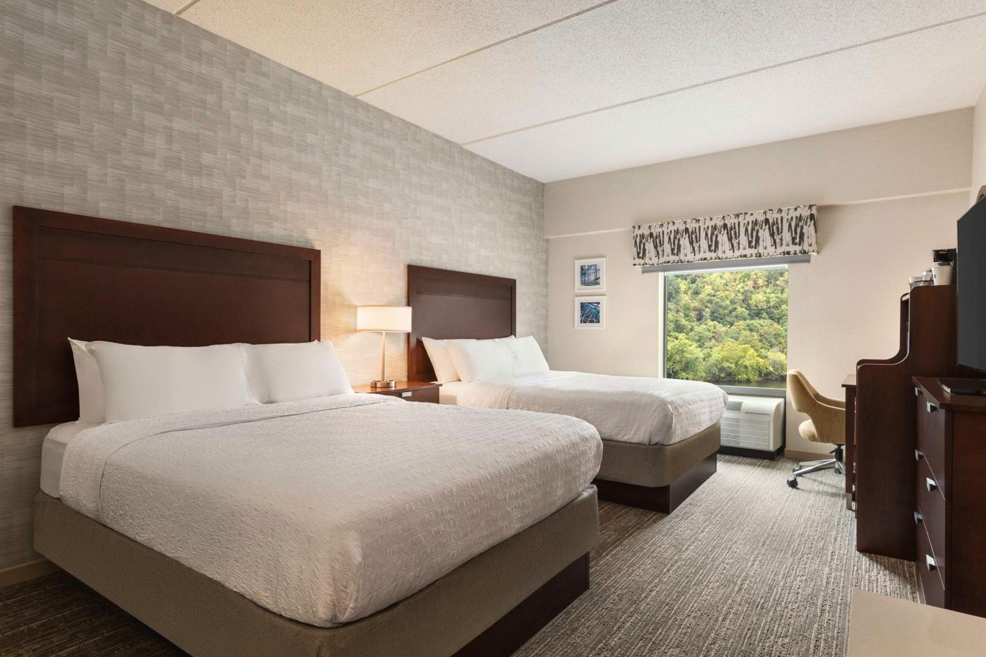 Hampton Inn & Suites Pittsburgh Waterfront West Homestead Exterior foto
